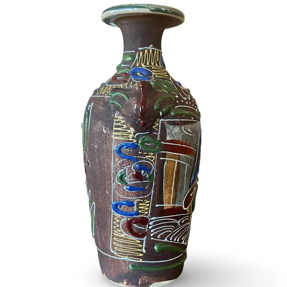 Vintage Japanese Satsuma Moriage Vase